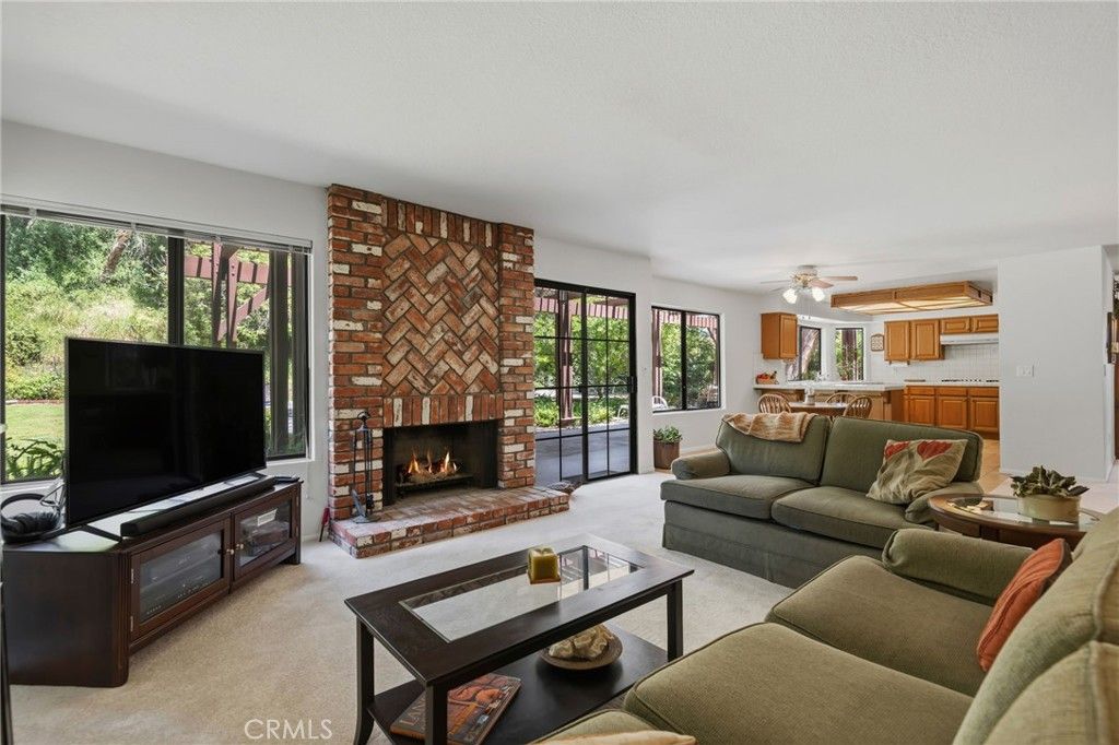 Image 15 of property listing at 11930 Shoshone, Granada Hills, CA 91344