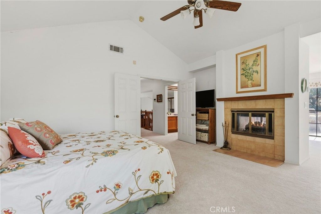 Image 20 of property listing at 11930 Shoshone, Granada Hills, CA 91344