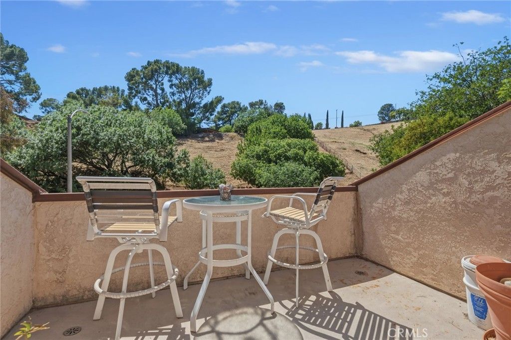 Image 22 of property listing at 11930 Shoshone, Granada Hills, CA 91344