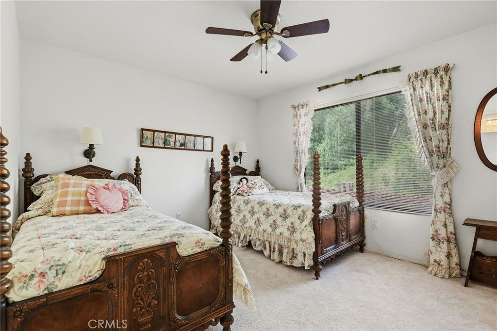 Image 27 of property listing at 11930 Shoshone, Granada Hills, CA 91344