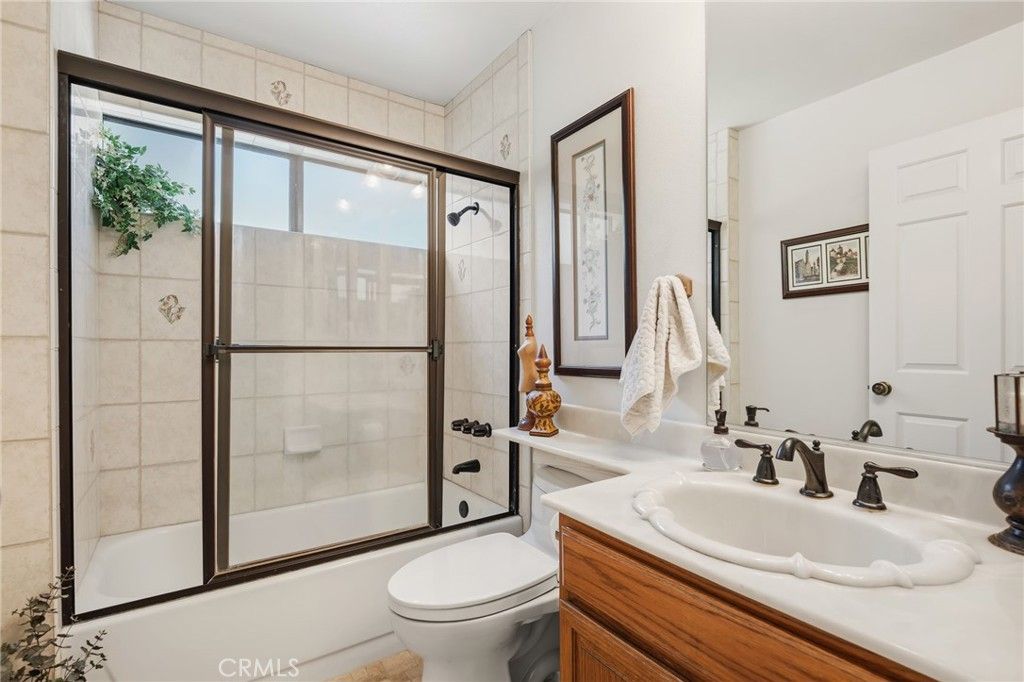 Image 31 of property listing at 11930 Shoshone, Granada Hills, CA 91344