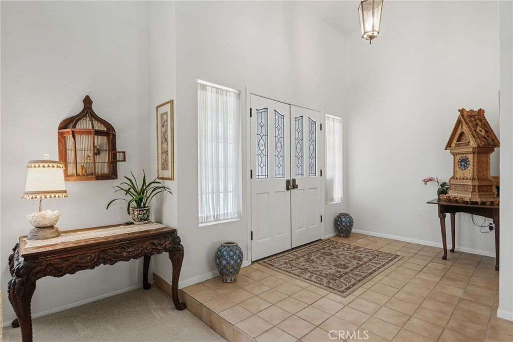 Image 6 of property listing at 11930 Shoshone, Granada Hills, CA 91344