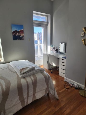 469 Massachusetts Ave 4, Boston, MA 02118