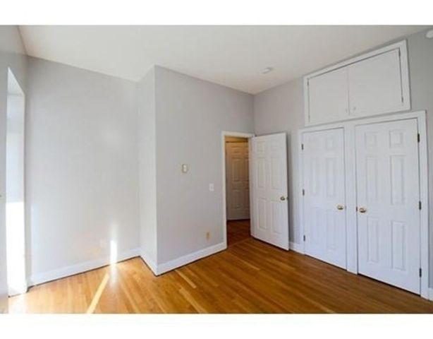 469 Massachusetts Ave 4, Boston, MA 02118