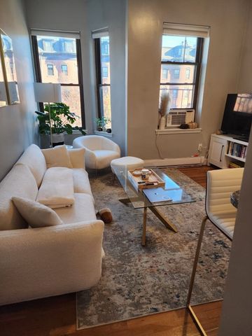 469 Massachusetts Ave 4, Boston, MA 02118
