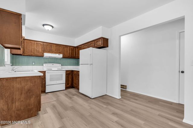 2B Deerfield Drive 52, Whiting, NJ 08759