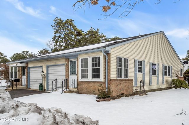 2B Deerfield Drive 52, Whiting, NJ 08759