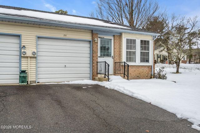 2B Deerfield Drive 52, Whiting, NJ 08759