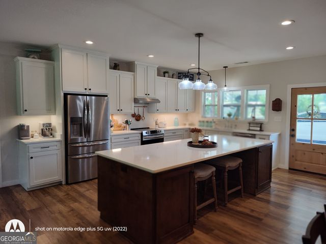 94 Race Track Road, The Rock, GA 30285