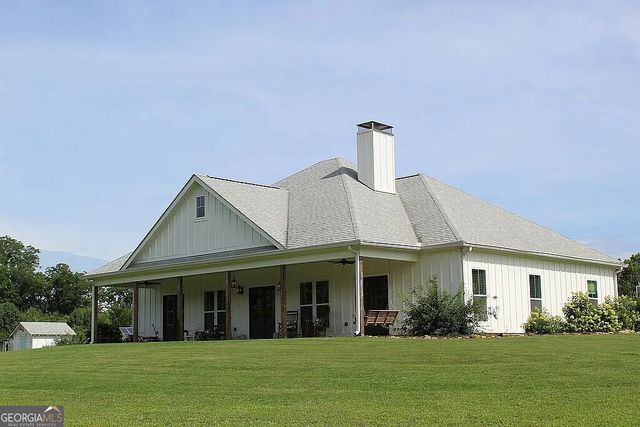 94 Race Track Road, The Rock, GA 30285
