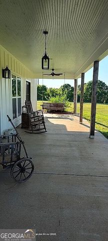 94 Race Track Road, The Rock, GA 30285