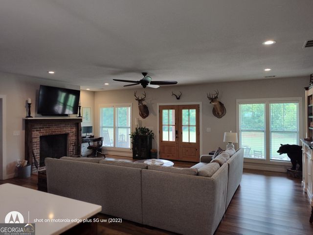 94 Race Track Road, The Rock, GA 30285