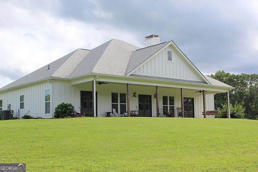 94 Race Track Road, The Rock, GA 30285