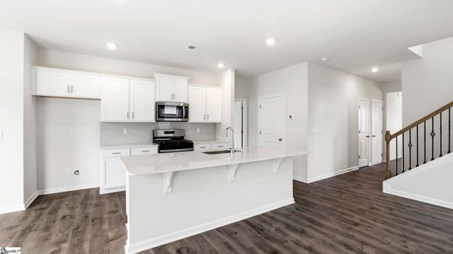 812 Crispin Street, Piedmont, SC 29673