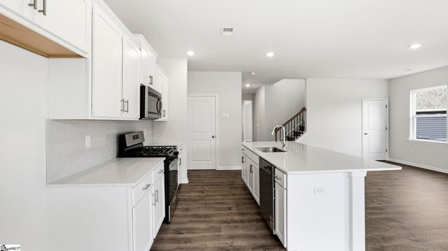 812 Crispin Street, Piedmont, SC 29673