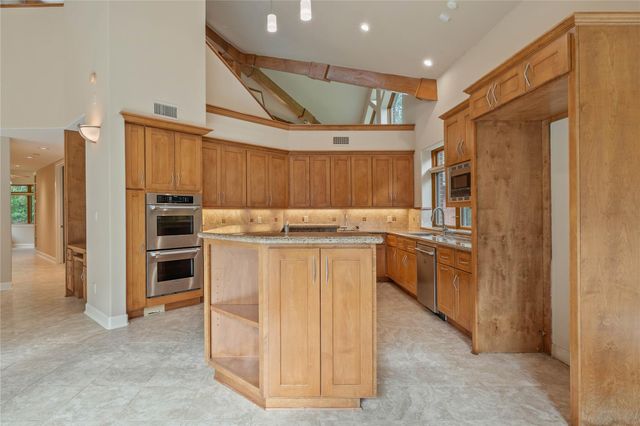 16621 Hereford Drive, Tomball, TX 77377