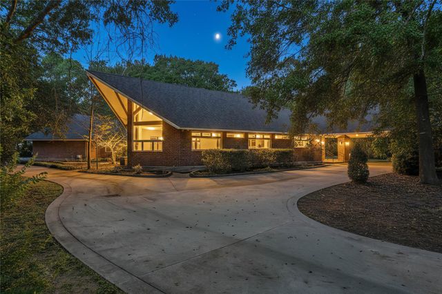 16621 Hereford Drive, Tomball, TX 77377