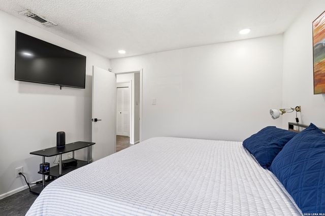 923 Vance Jackson Rd Apt 506, San Antonio, TX 78201