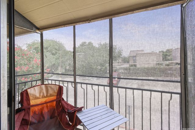 923 Vance Jackson Rd Apt 506, San Antonio, TX 78201