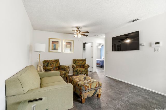 923 Vance Jackson Rd Apt 506, San Antonio, TX 78201