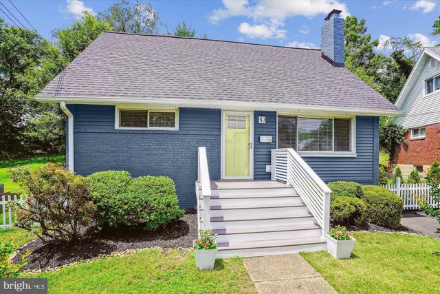 132 N GLADDEN ST N, Alexandria, VA 22304