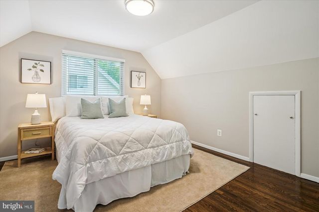 132 N GLADDEN ST N, Alexandria, VA 22304