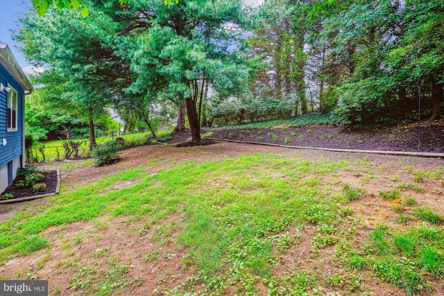 132 N GLADDEN ST N, Alexandria, VA 22304