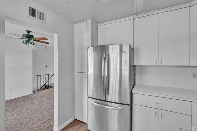 228 Mariners Way, Copiague, NY 11726