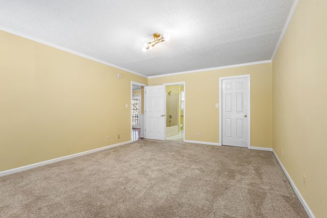 908 Hunter Ln, Clarksville, TN 37043