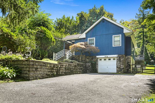 3 Auburn Road, New Fairfield, CT 06812