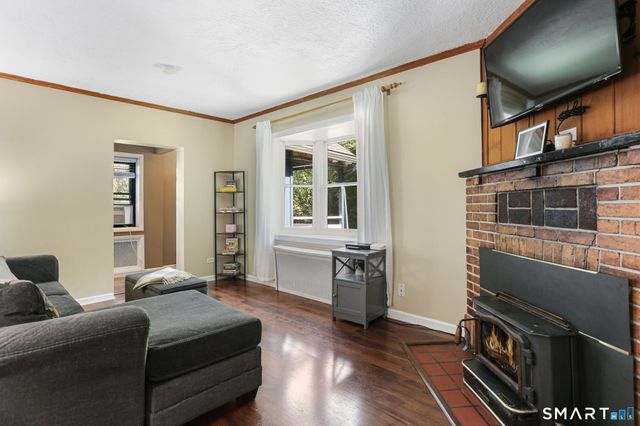 3 Auburn Road, New Fairfield, CT 06812