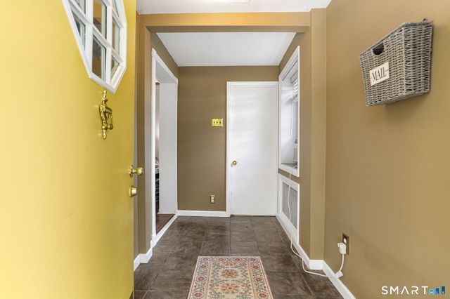 3 Auburn Road, New Fairfield, CT 06812