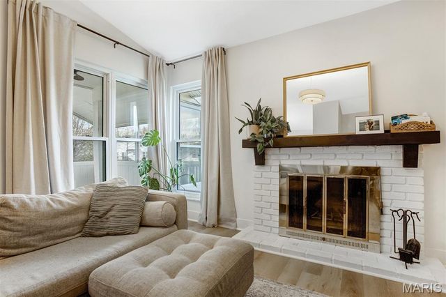 2915 Emerald Bend Court, St Louis, MO 63129