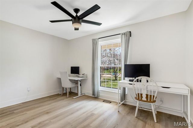 2915 Emerald Bend Court, St Louis, MO 63129