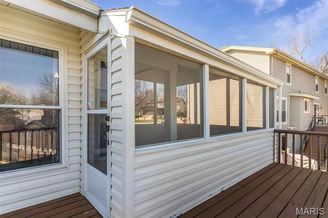 2915 Emerald Bend Court, St Louis, MO 63129