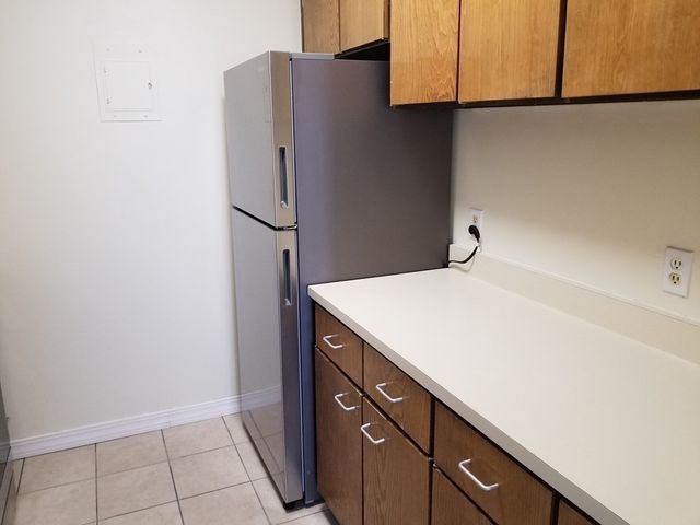 33 Pond Ave. 912, Brookline, MA 02445