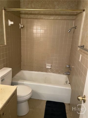 1203 E Bernard Street, Glennville, GA 30427