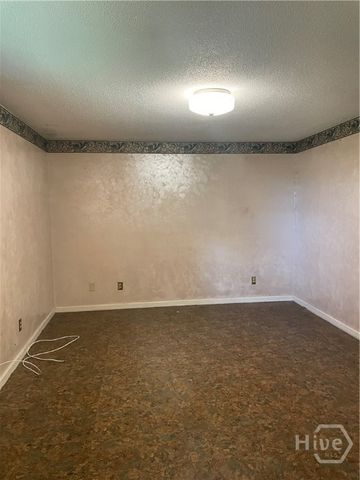 1203 E Bernard Street, Glennville, GA 30427