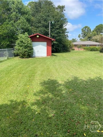 1203 E Bernard Street, Glennville, GA 30427