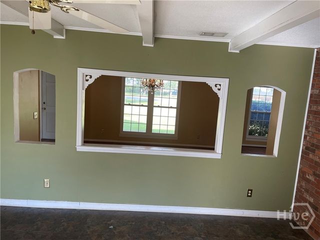 1203 E Bernard Street, Glennville, GA 30427