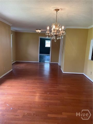 1203 E Bernard Street, Glennville, GA 30427