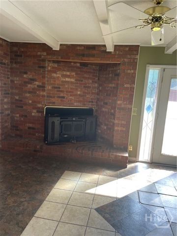 1203 E Bernard Street, Glennville, GA 30427