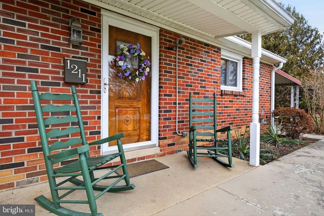 1211 CENTRAL AVE, Columbia, PA 17512