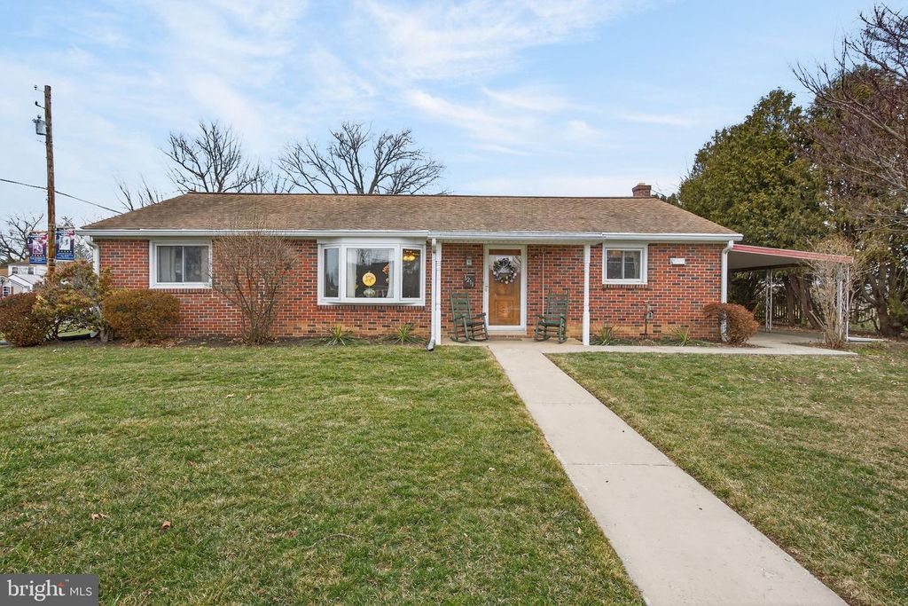 1211 CENTRAL AVE, Columbia, PA 17512