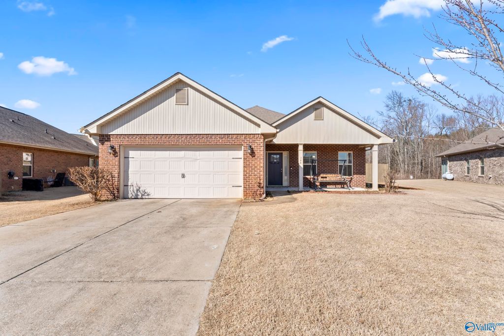166 Kenton Lane, Madison, AL 35756