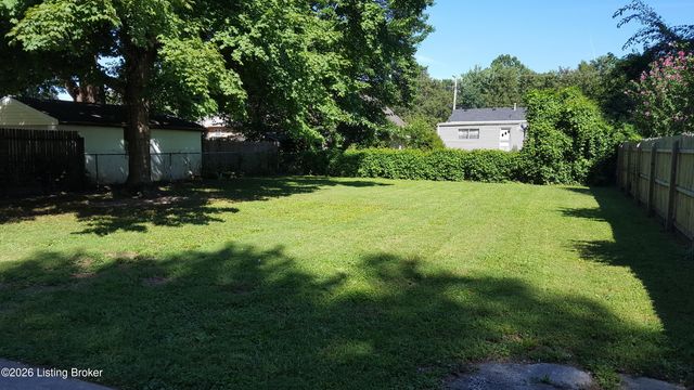 2611 Gardiner Ln, Louisville, KY 40205