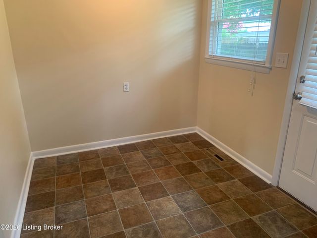 2611 Gardiner Ln, Louisville, KY 40205