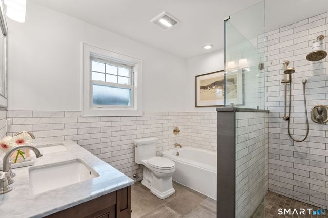 135 Plymouth Street, Stratford, CT 06614