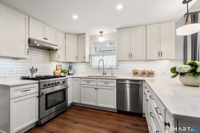 135 Plymouth Street, Stratford, CT 06614