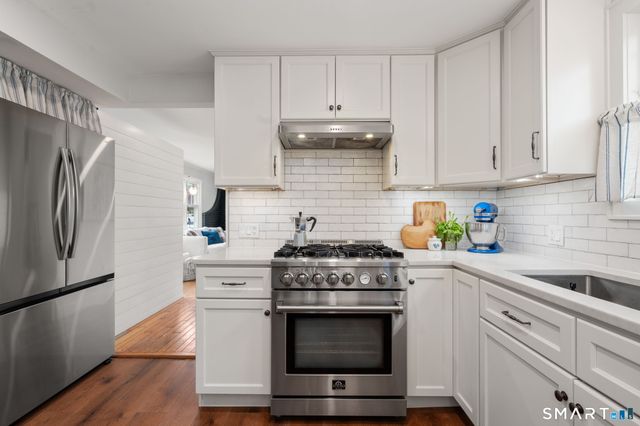 135 Plymouth Street, Stratford, CT 06614